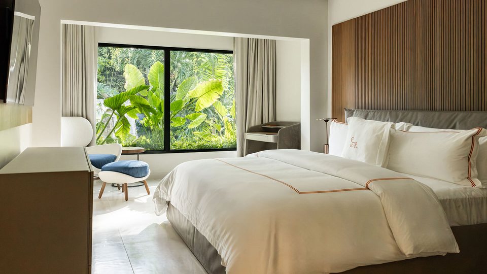 Blue Monkey Hotel & Beach Club photo 2