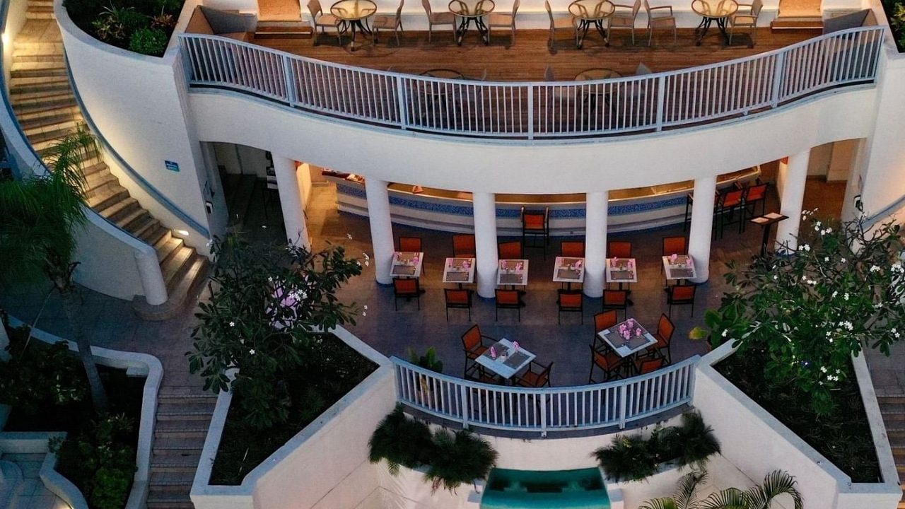 Savannah Beach Club photo 3
