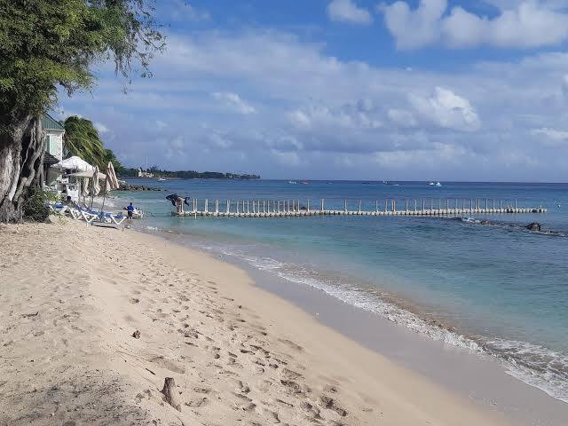 Smitons Bay Beach photo 3
