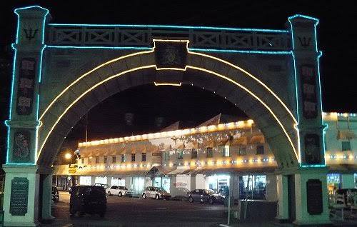 Independence Arch photo 2